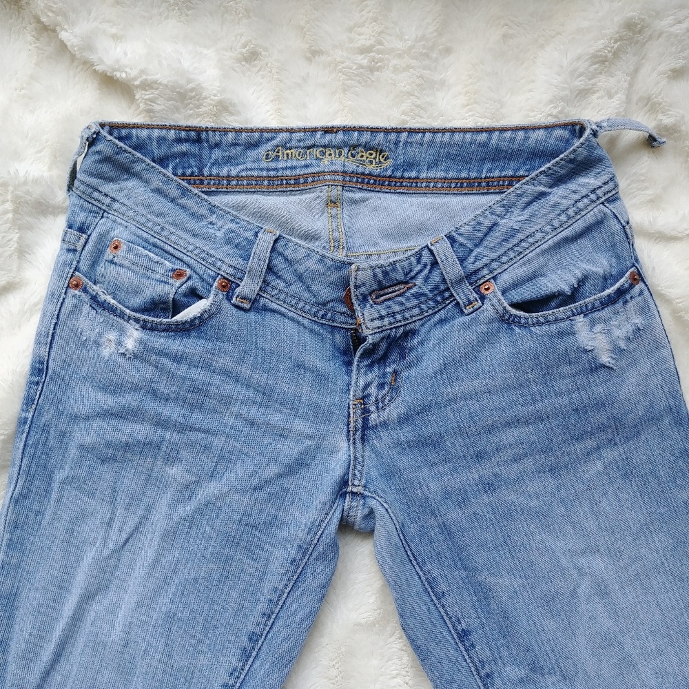 AE ARTIST Jeans.